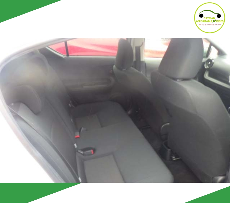 Blue And White Modern Car Insurance Instagram Post (18)