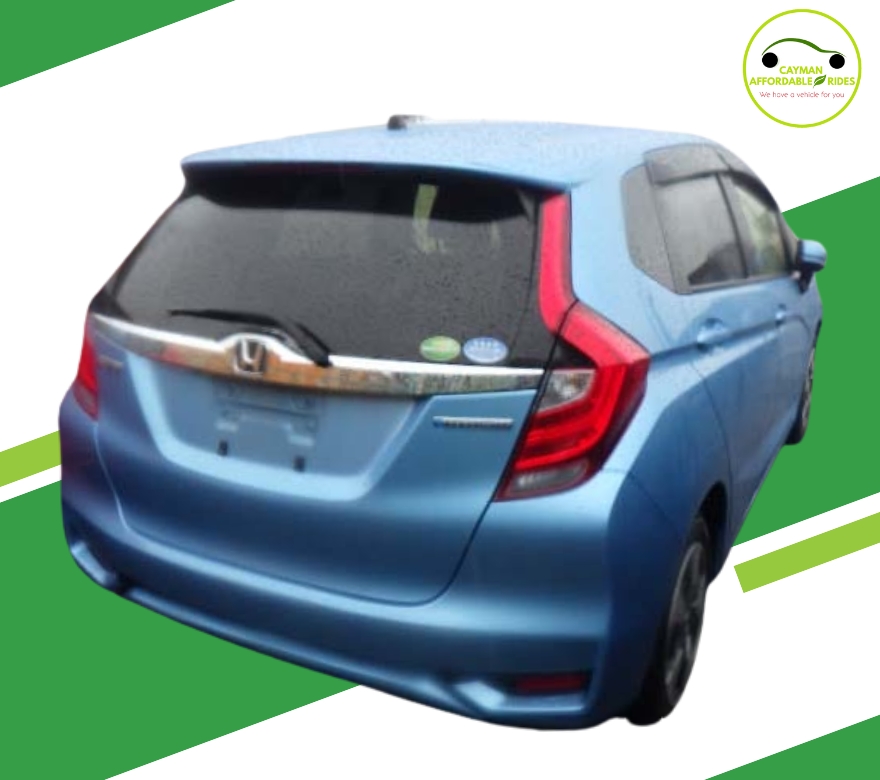 Blue And White Modern Car Insurance Instagram Post (2)