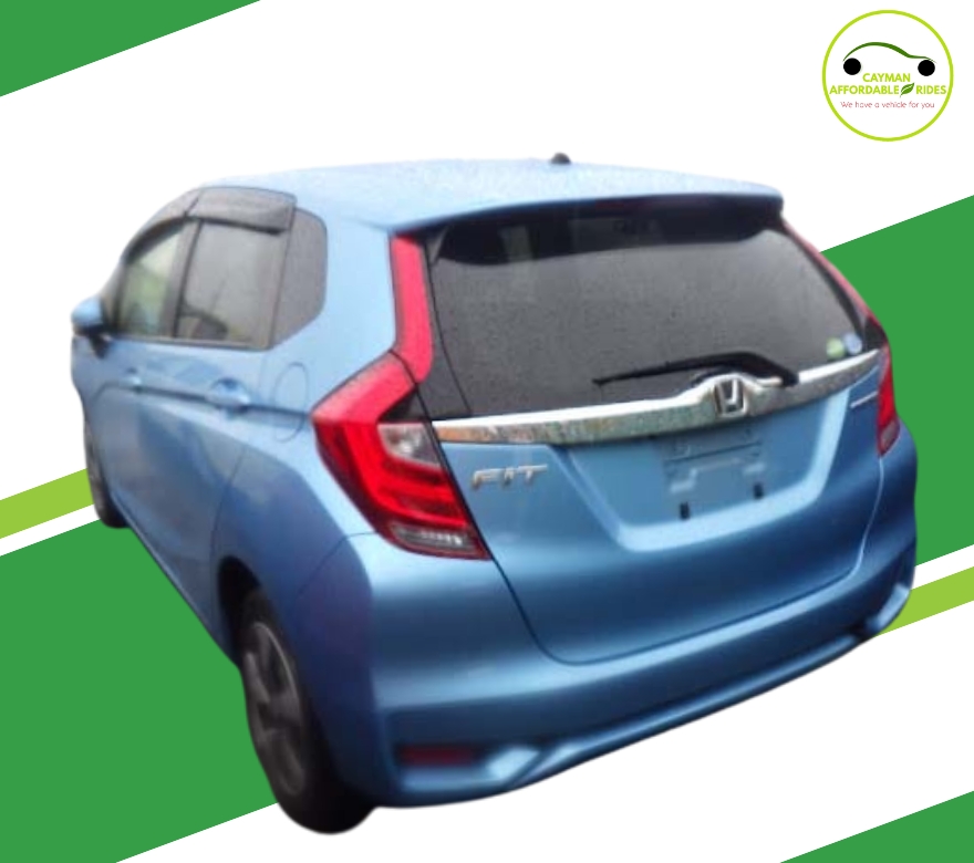 Blue And White Modern Car Insurance Instagram Post (3)