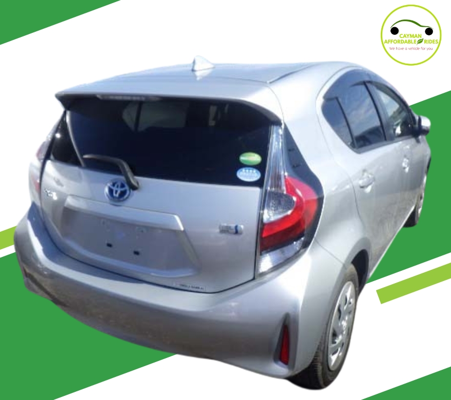 Blue And White Modern Car Insurance Instagram Post (30)